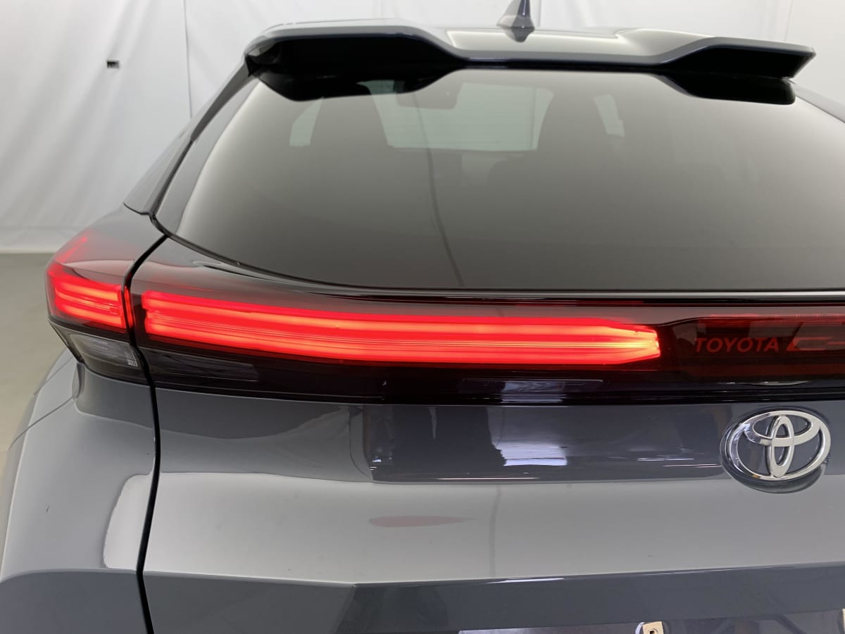 Toyota C-HR - Image 11
