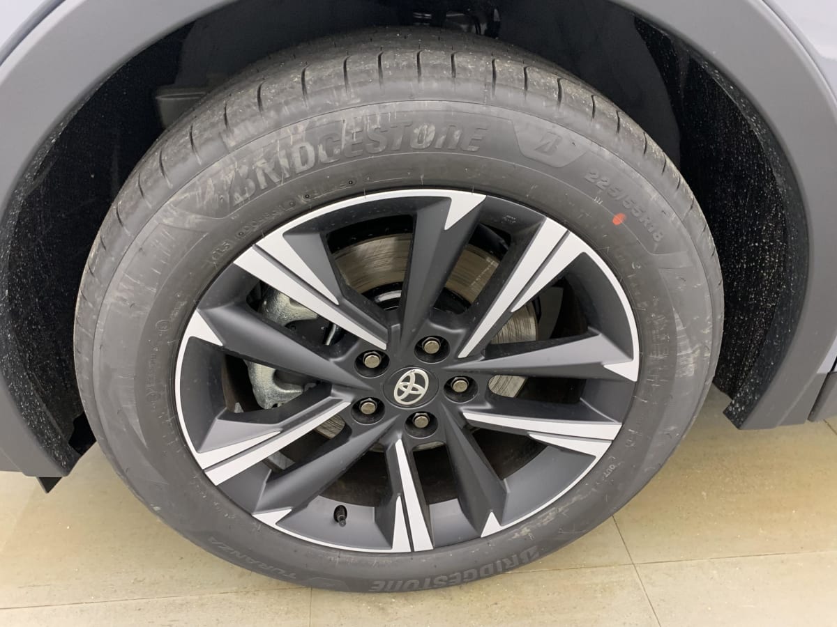 Toyota C-HR - Image 46