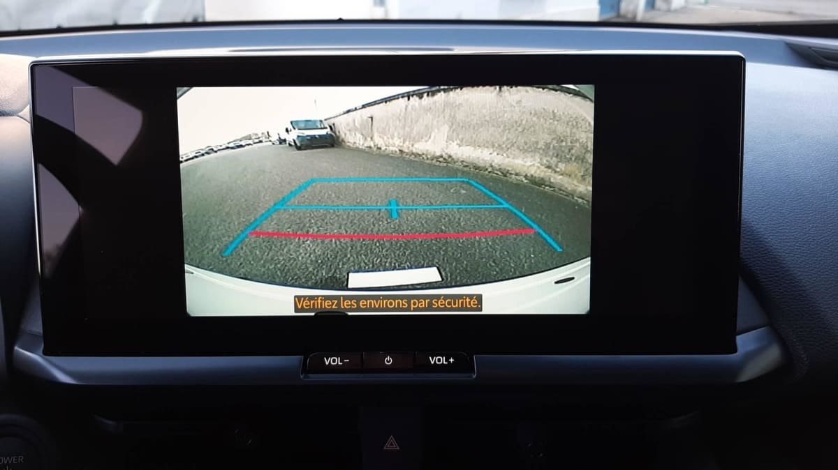 Toyota C-HR - Image 18