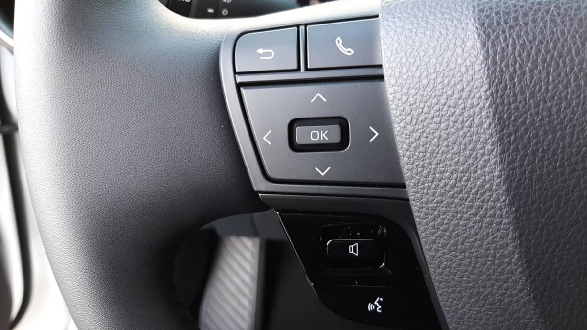 Toyota C-HR - Image 22