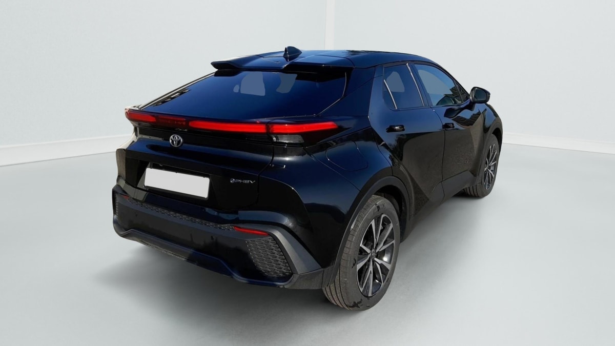 TOYOTA C-HR HYBRIDE RECHARGEABLE 225 DESIGN