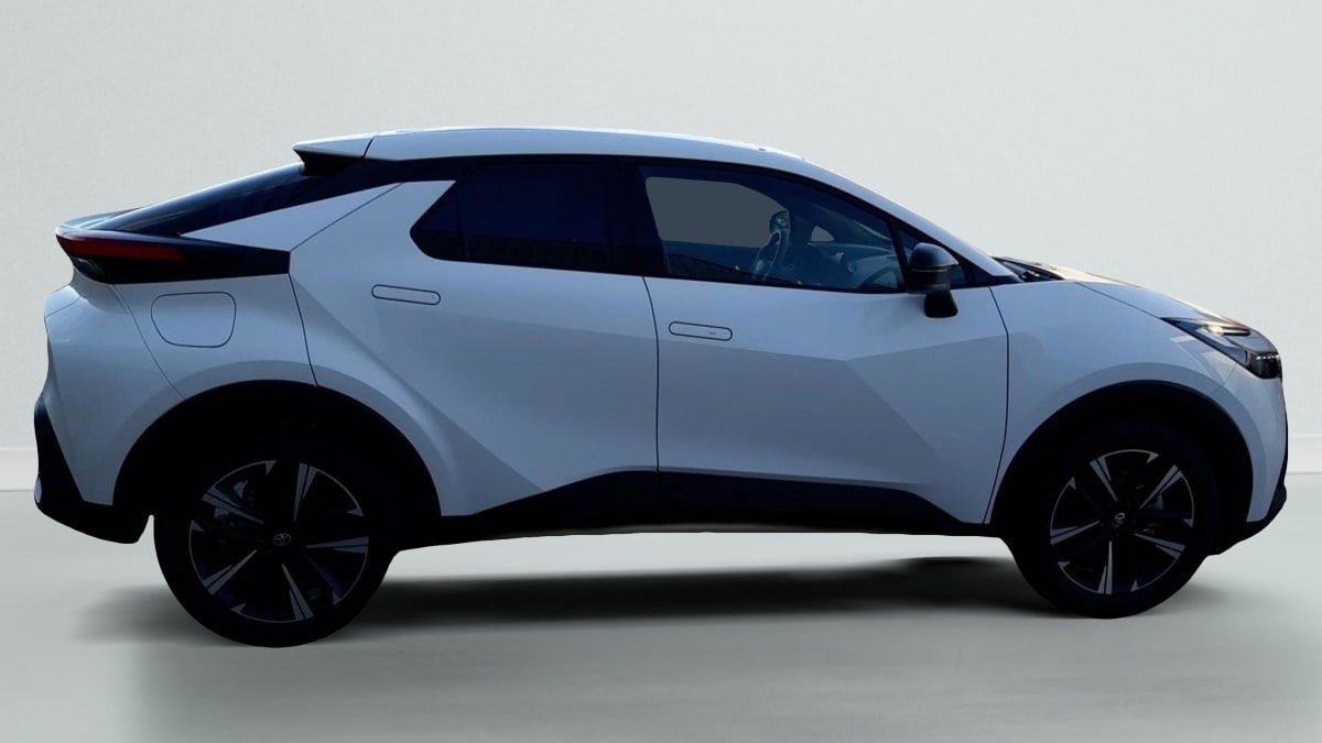 Toyota C-HR - Image 8