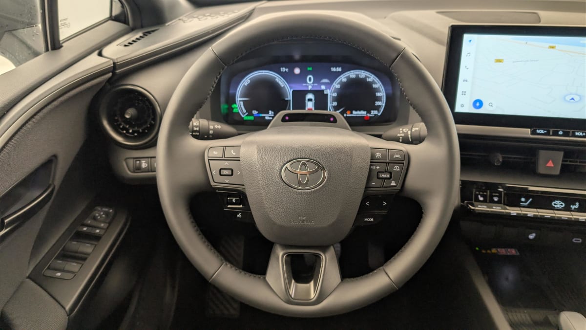 Toyota C-HR - Image 38