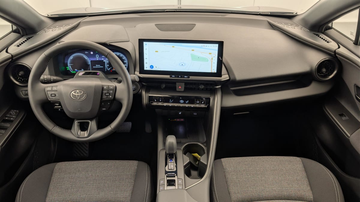 Toyota C-HR - Image 37