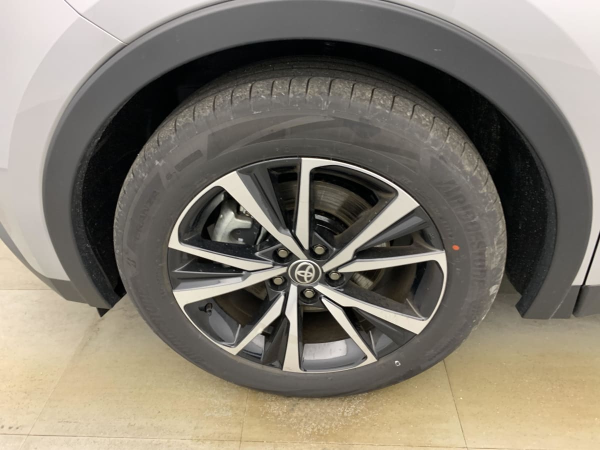 Toyota C-HR - Image 44