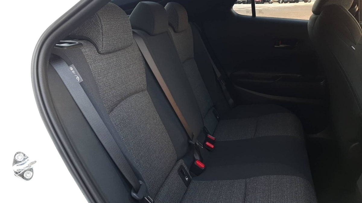 Toyota C-HR - Image 10