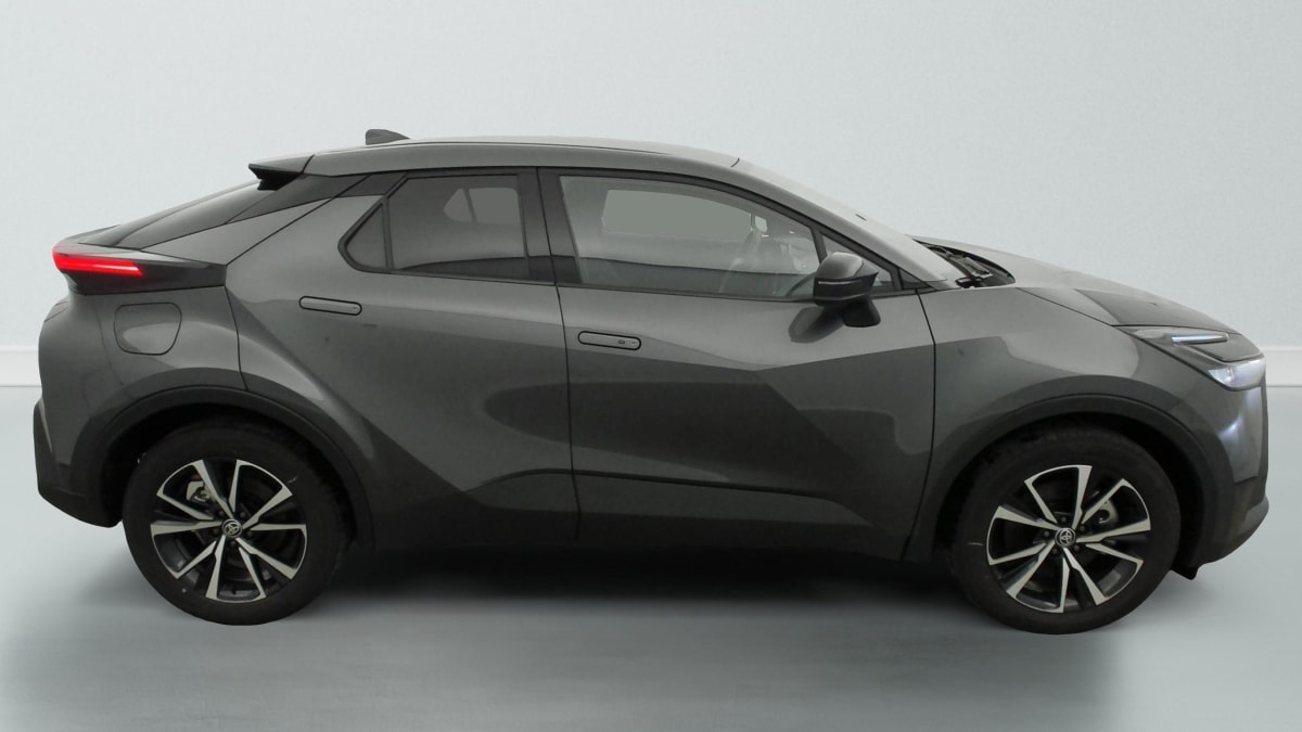 Toyota C-HR - Image 8