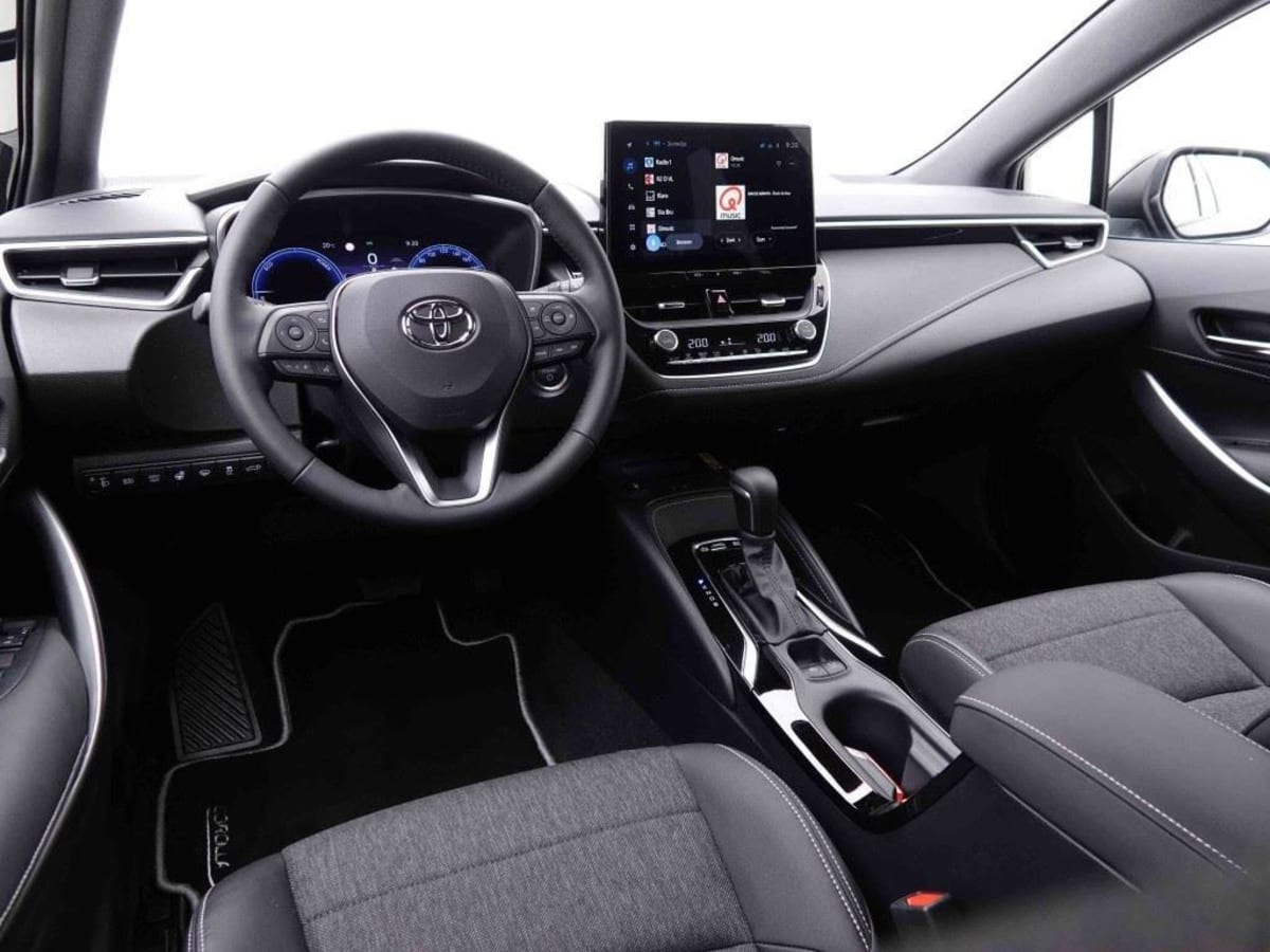 TOYOTA COROLLA 1.8 VVT-I 140 E-CVT HYBRID SPORT TOURER STYLE