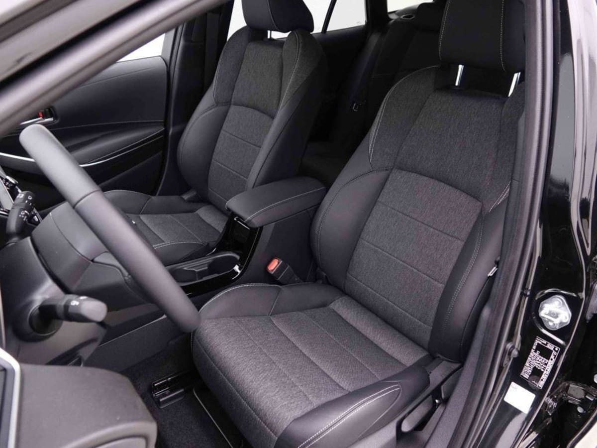 TOYOTA COROLLA 1.8 VVT-I 140 E-CVT HYBRID SPORT TOURER STYLE