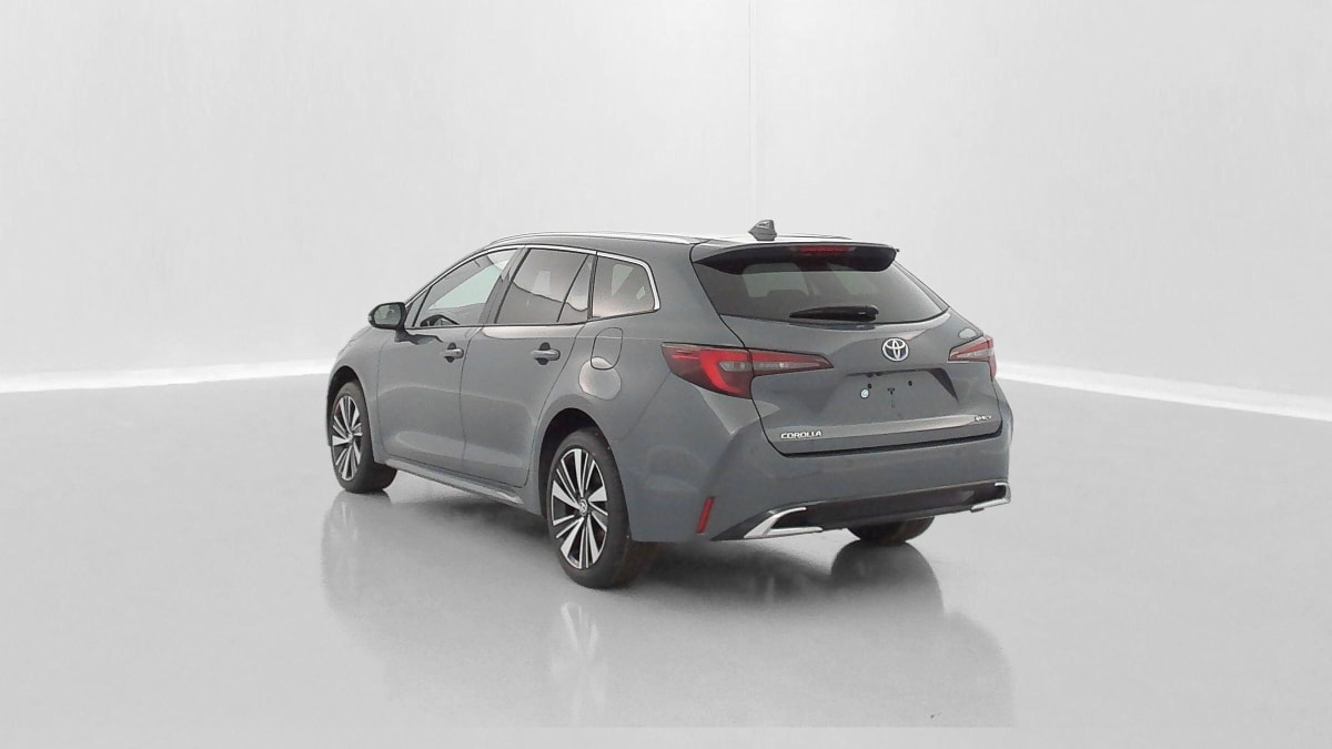 TOYOTA COROLLA TOURING SPORT COROLLA TOURING SPORT 1.8 HYBRIDE 140CH DESIGN