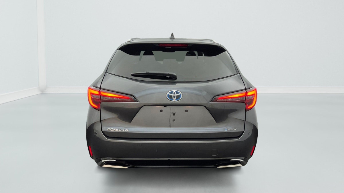 TOYOTA COROLLA TOURING SPORTS HYBRIDE 178CH DESIGN