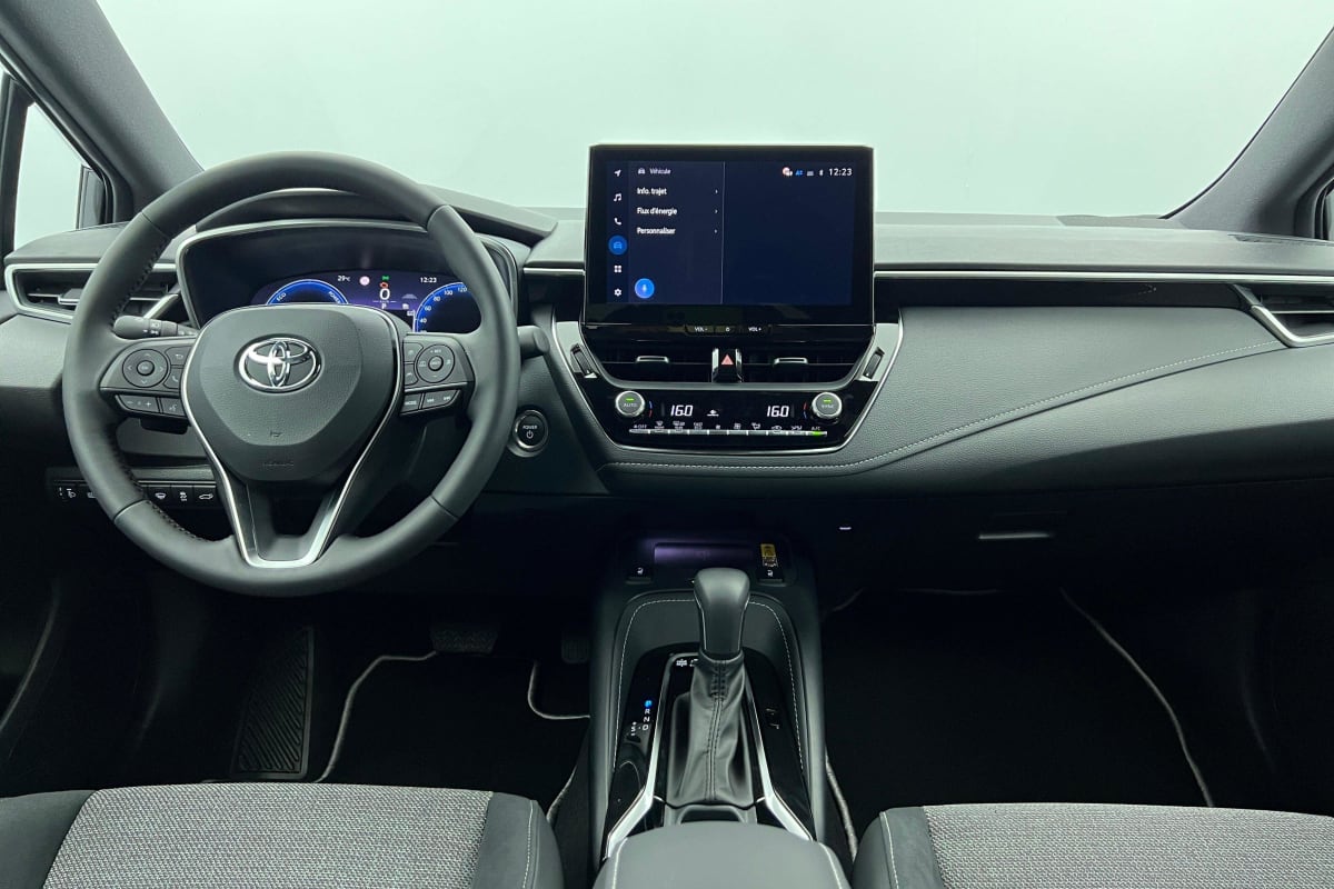 TOYOTA COROLLA TOURING SPORTS HYBRIDE 178CH DESIGN