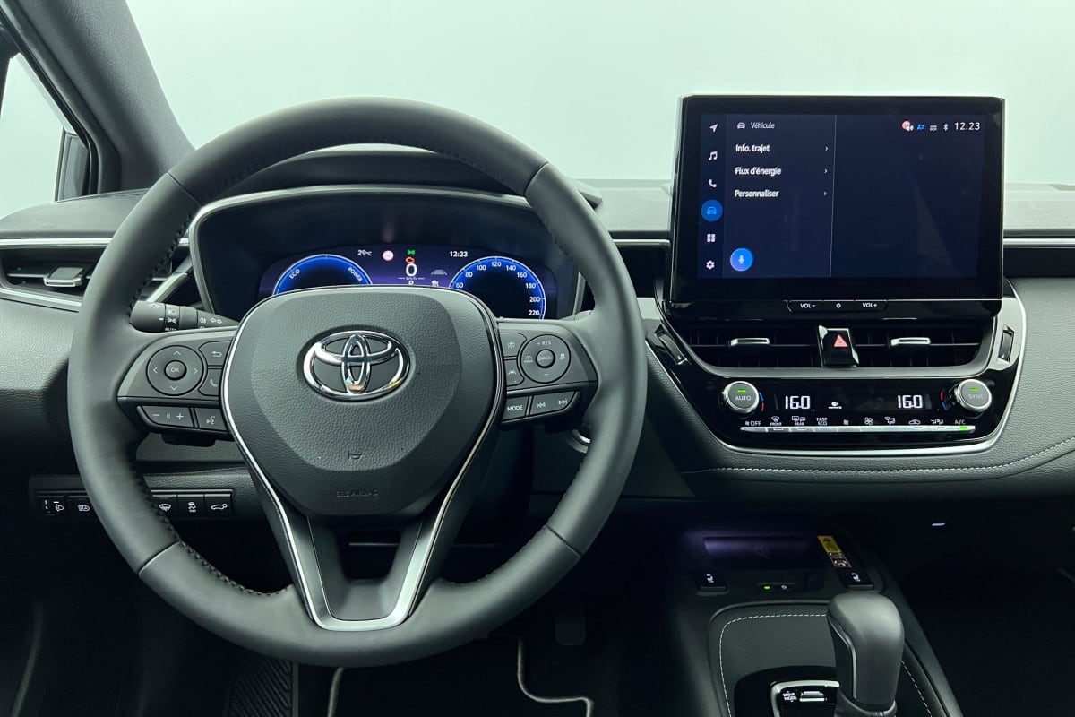 TOYOTA COROLLA TOURING SPORTS HYBRIDE 178CH DESIGN