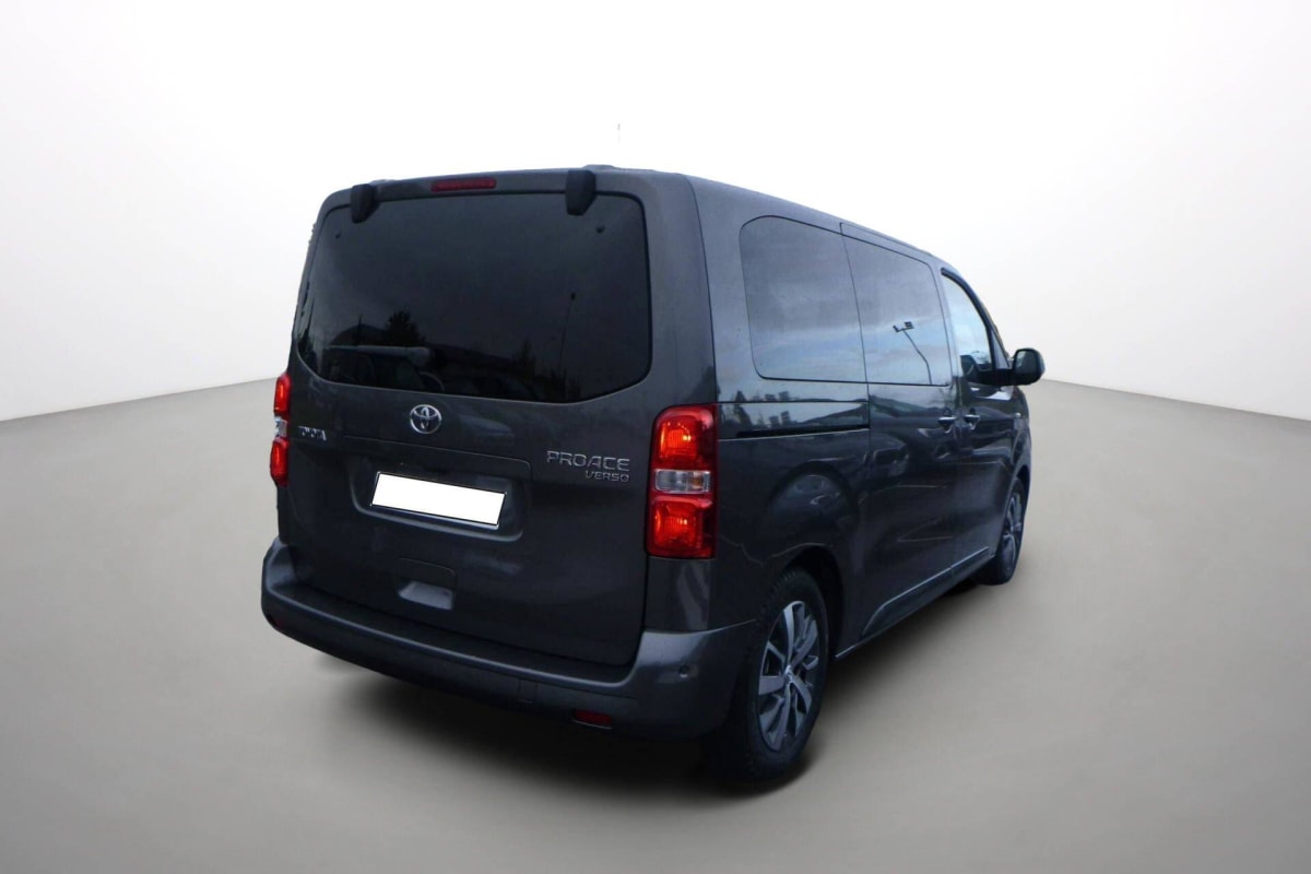 TOYOTA PROACE VERSO PROACE VERSO MEDIUM 2.0L 180 D-4D BVA8 LOUNGE