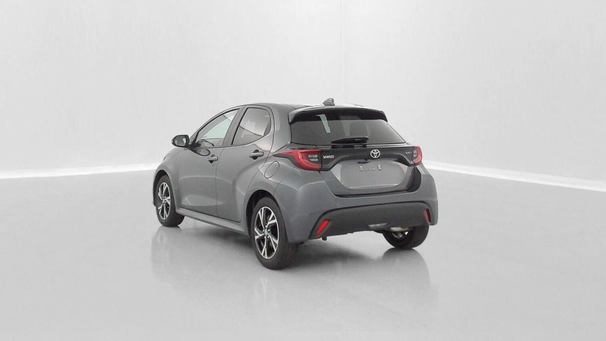 TOYOTA YARIS YARIS HYBRIDE 116H DESIGN E-CVT