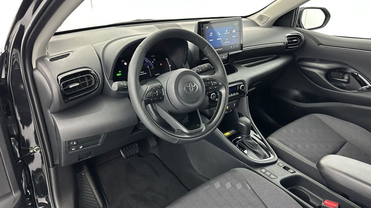 TOYOTA YARIS YARIS HYBRIDE 116H DESIGN E-CVT