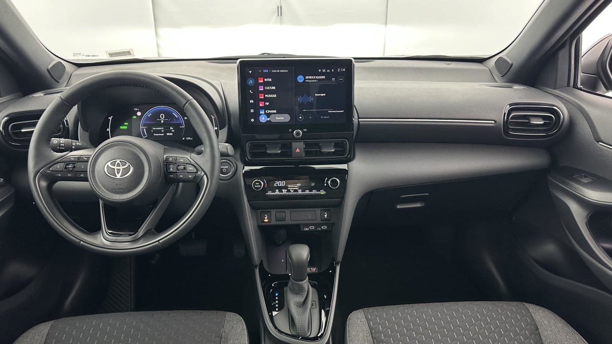 TOYOTA YARIS CROSS YARIS CROSS 1.5 HYBRIDE 130H DESIGN E-CV