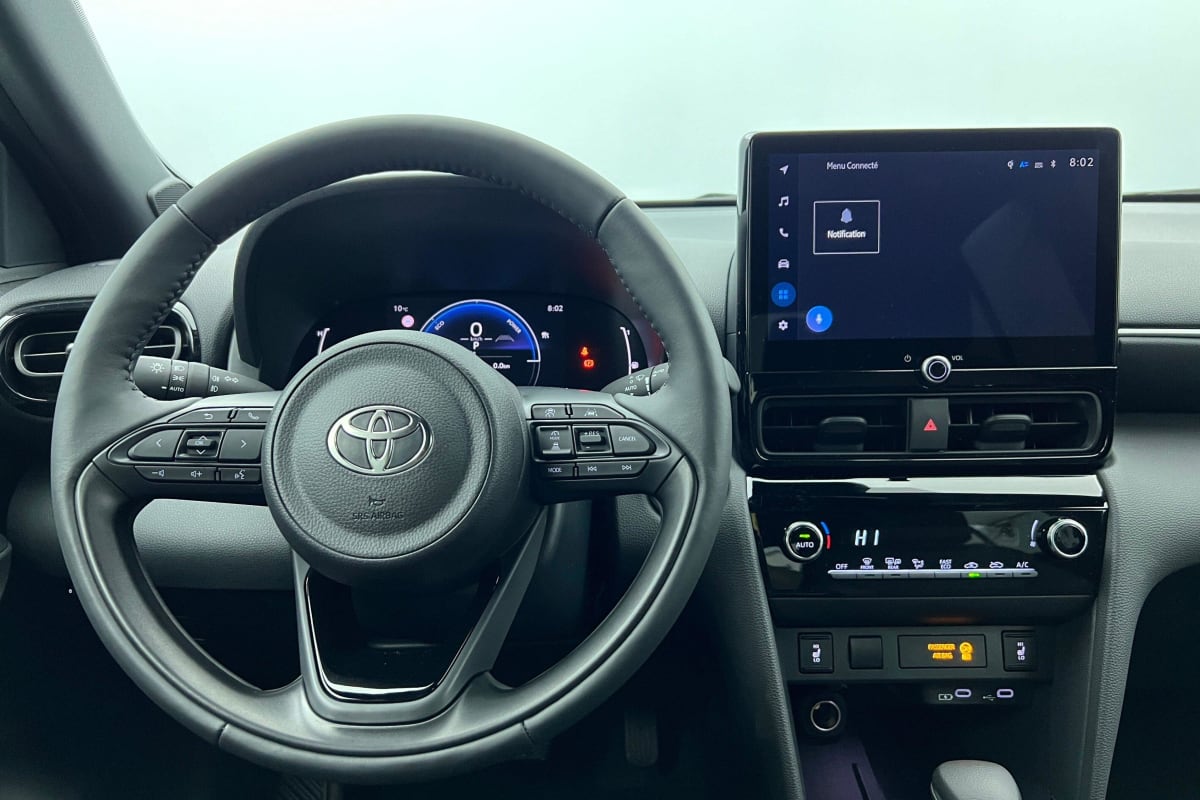TOYOTA YARIS CROSS HYBRIDE 130H 2WD DESIGN