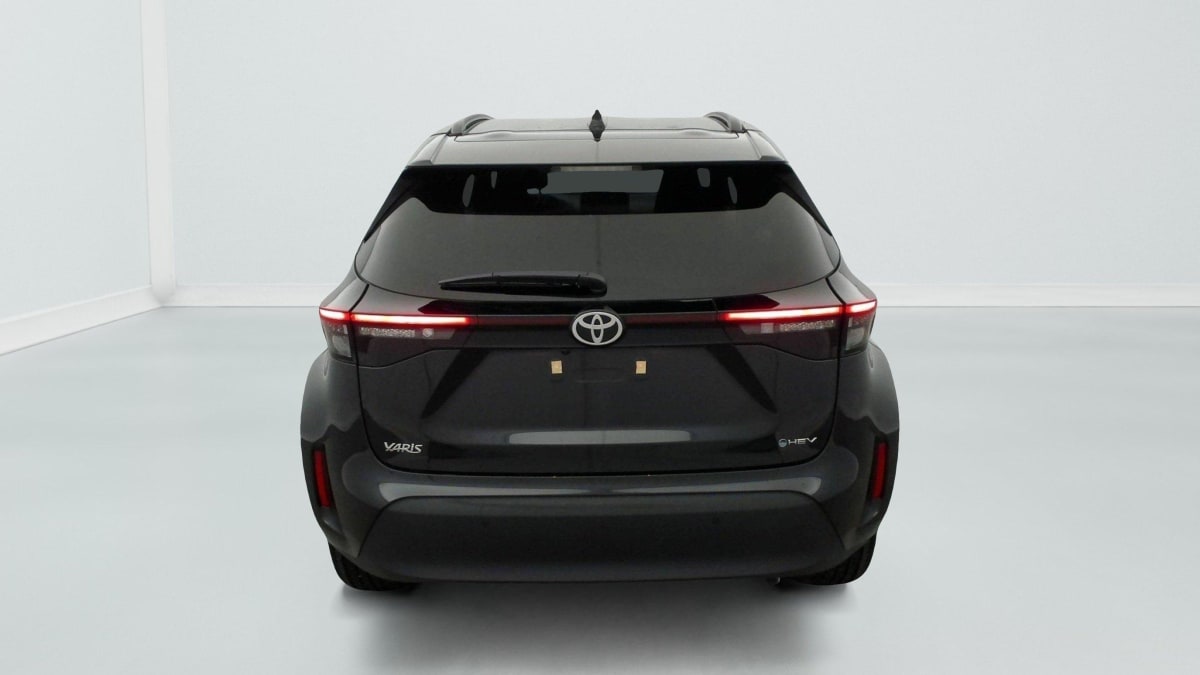 TOYOTA YARIS CROSS HYBRID 130H 2WD DESIGN