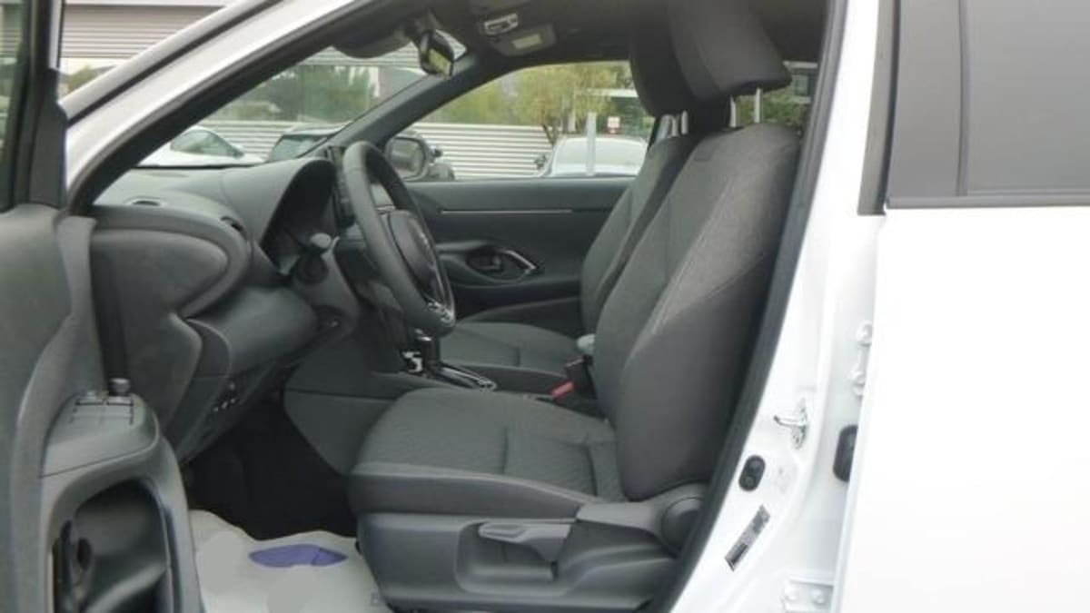 TOYOTA YARIS CROSS HYBRID YARIS CROSS HYBRIDE 130H 2WD DESIGN