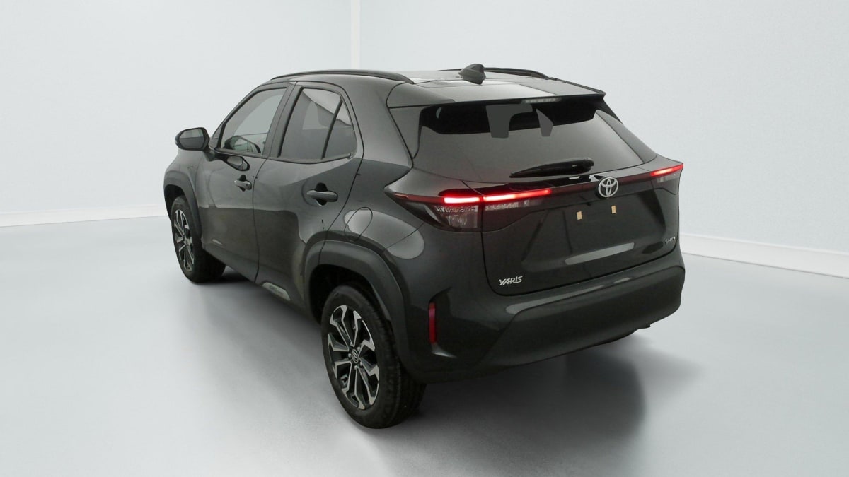 TOYOTA YARIS CROSS HYBRID 130H 2WD DESIGN
