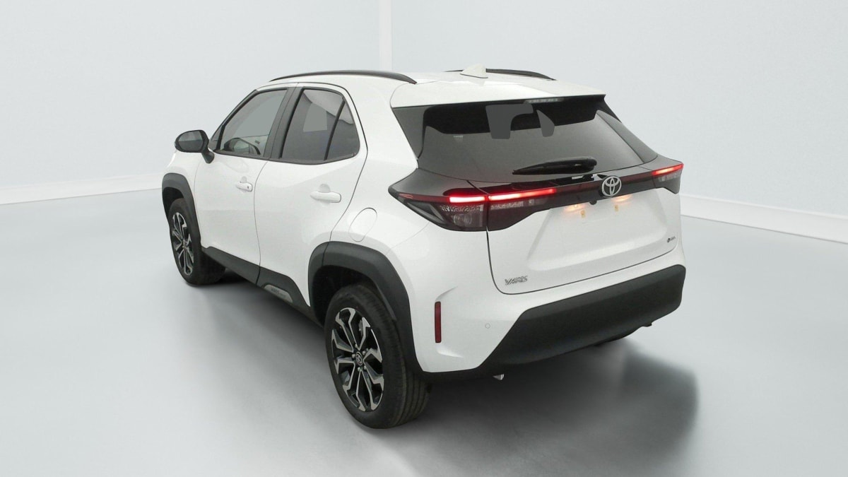 TOYOTA YARIS CROSS HYBRID 130H 2WD DESIGN