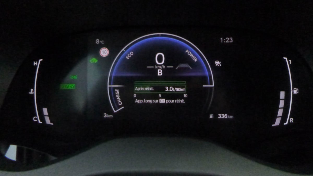 TOYOTA YARIS CROSS HYBRID YARIS CROSS HYBRIDE 130H 2WD DESIGN