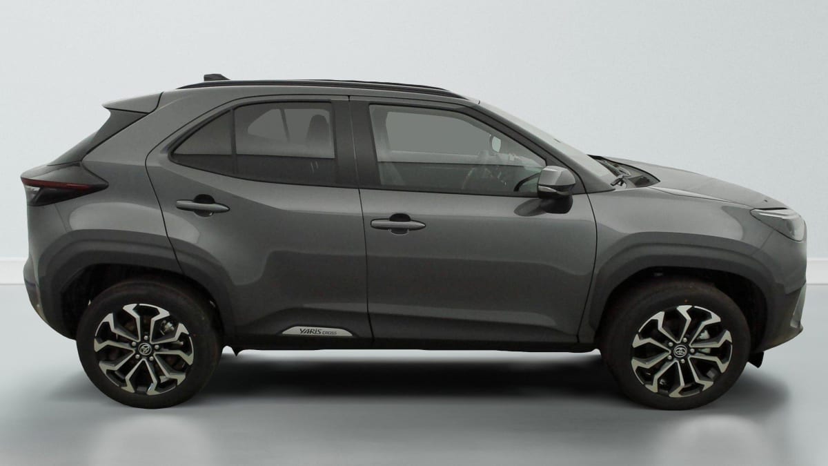 TOYOTA YARIS CROSS HYBRID 130H 2WD DESIGN