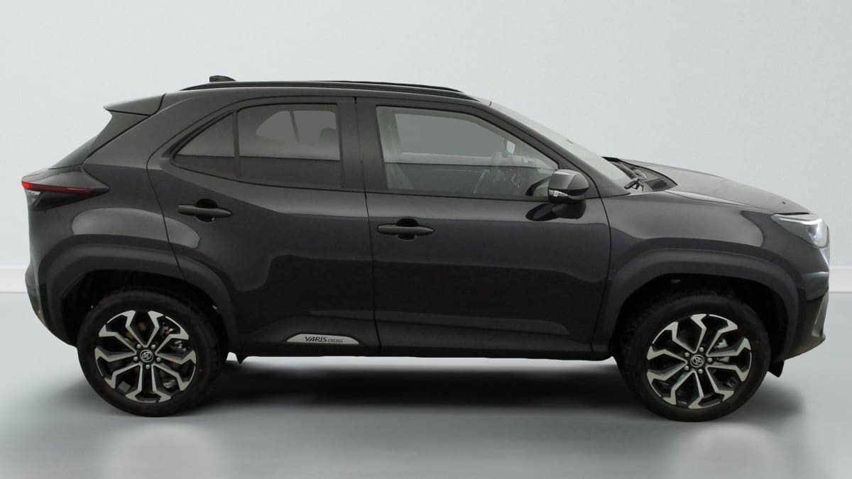 TOYOTA YARIS CROSS HYBRID 130H 2WD DESIGN