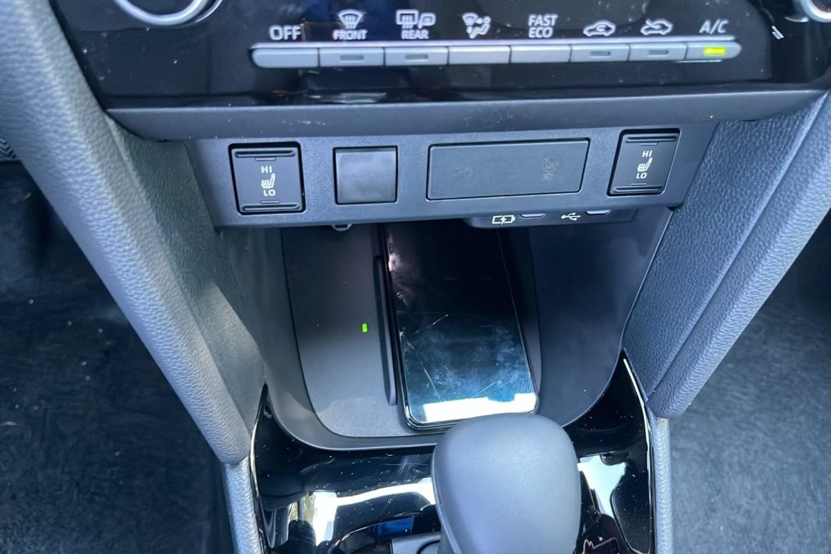 Toyota Yaris Cross Hybride - Image 17