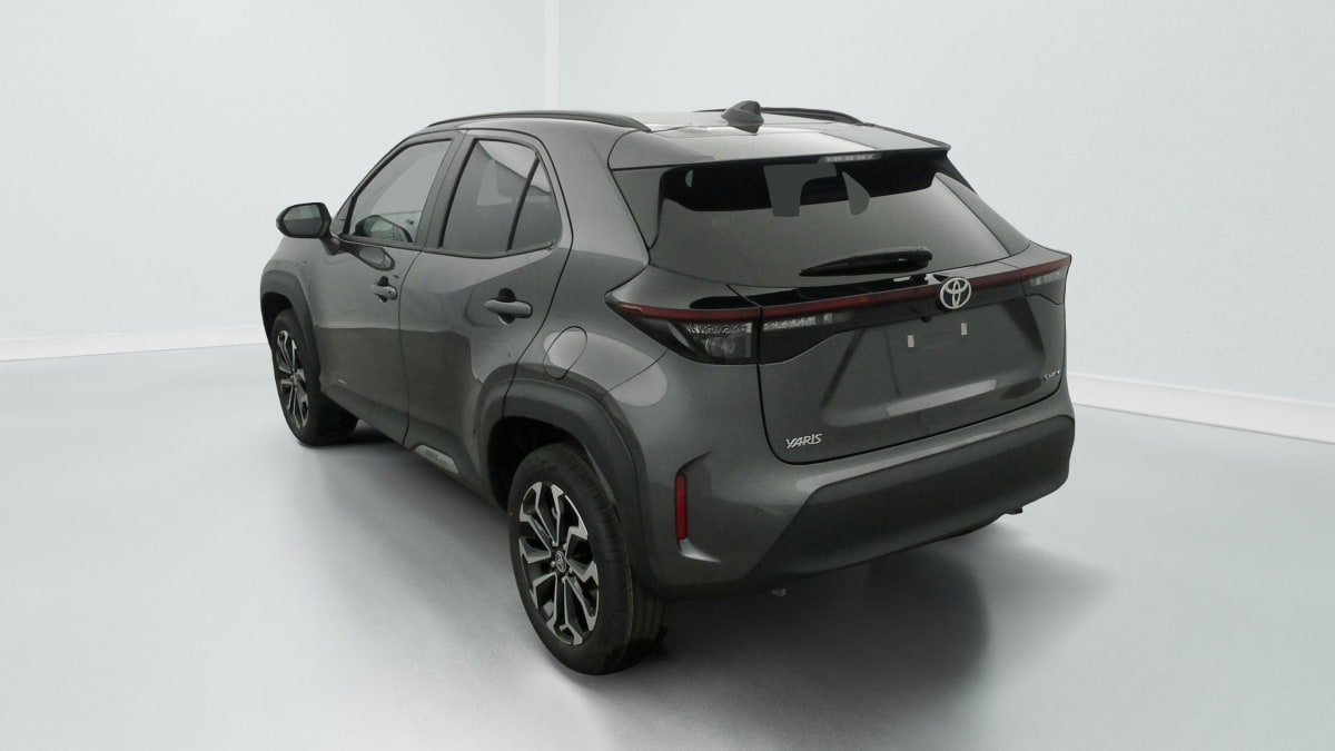 TOYOTA YARIS CROSS HYBRID 130H 2WD DESIGN