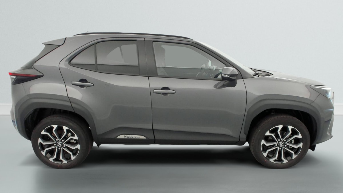 Toyota Yaris Cross Hybride - Image 32