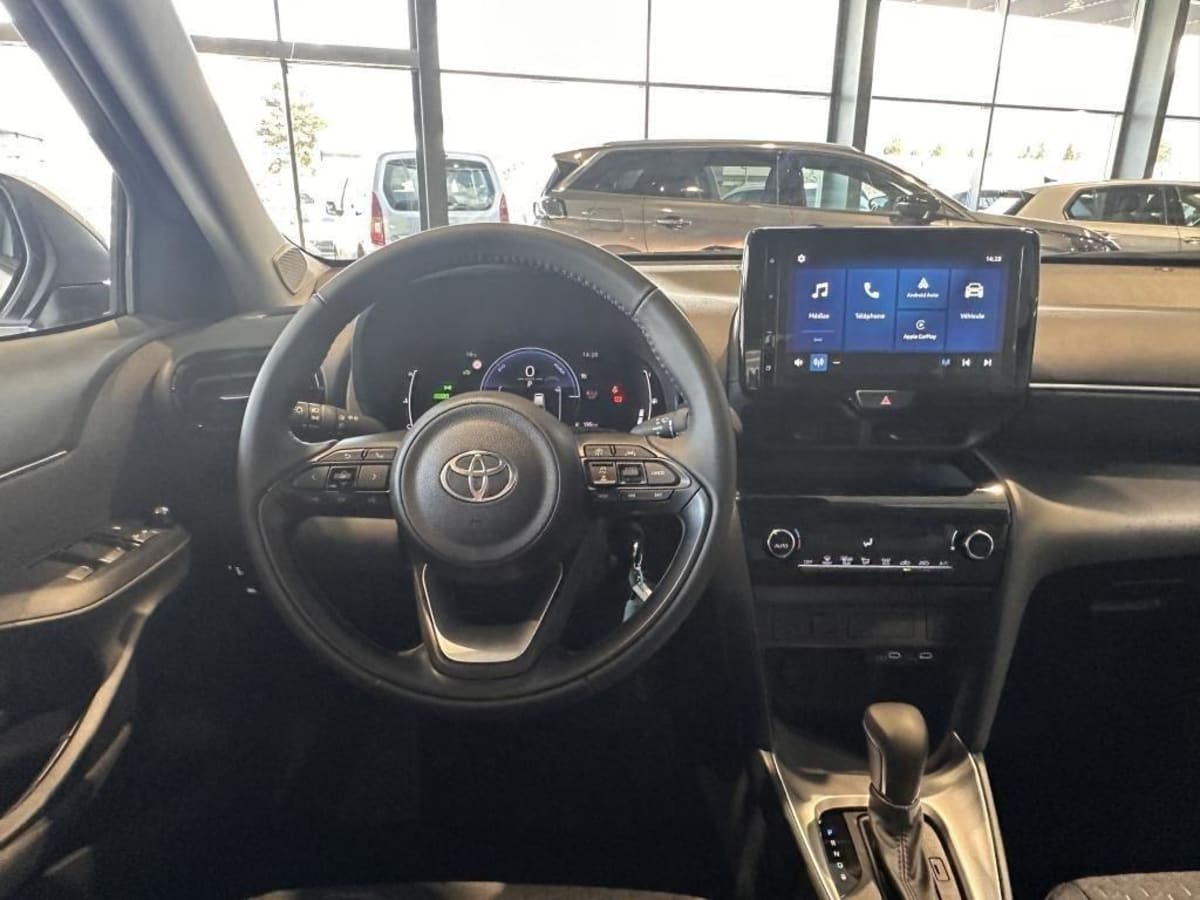 TOYOTA YARIS CROSS HYBRID YARIS CROSS HYBRIDE 116H 2WD DYNAMIC BUSINESS + PROGRAMME TOYOTA EXPERIENCE