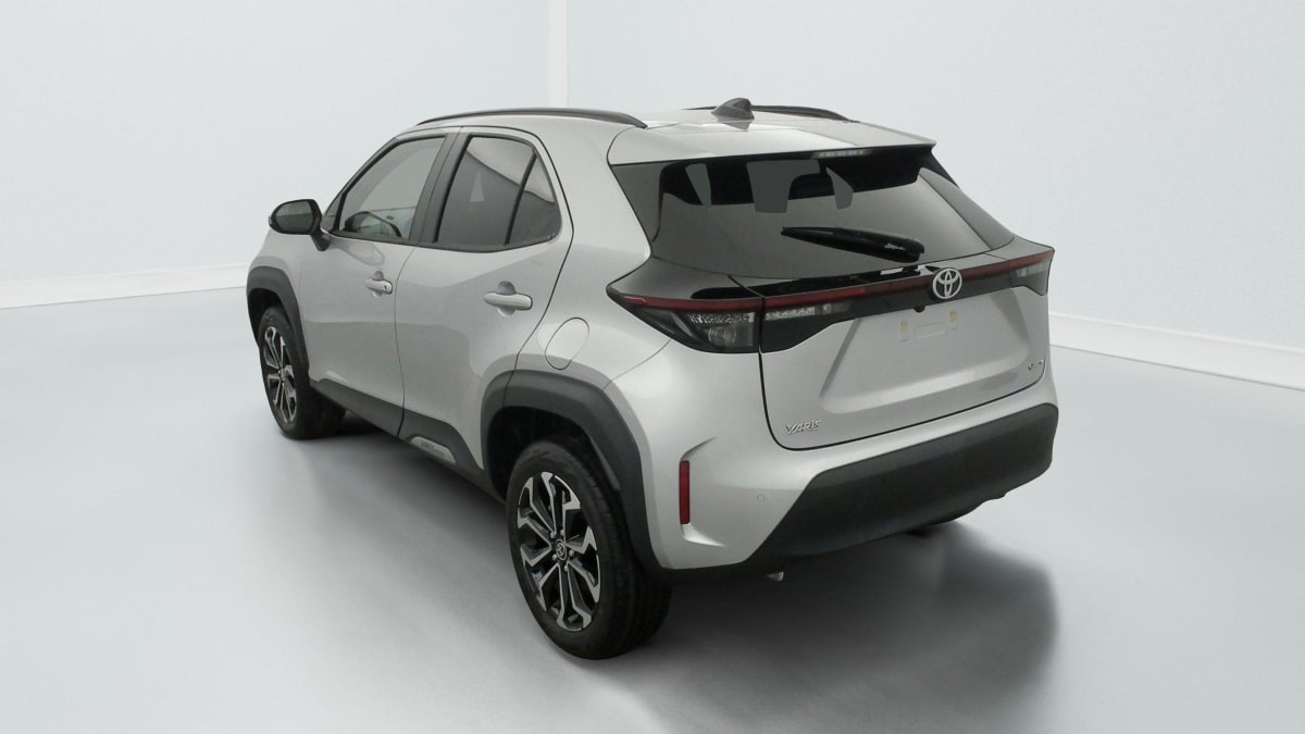 TOYOTA YARIS CROSS HYBRID 130H 2WD DESIGN