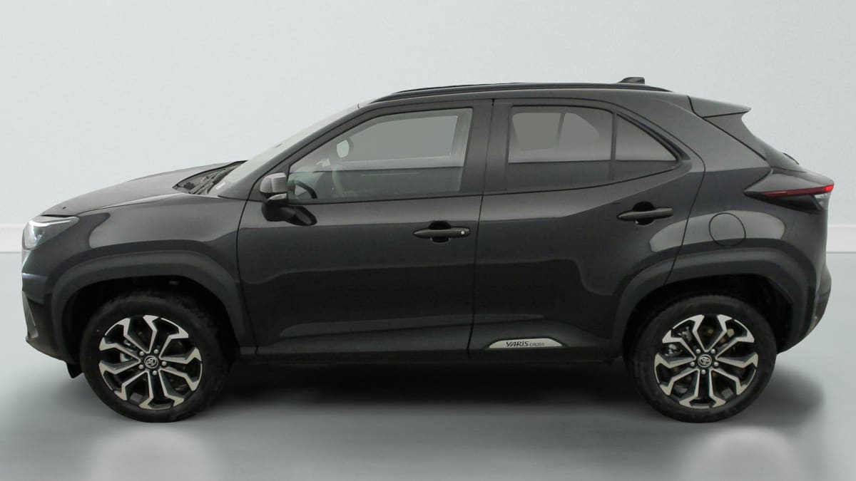 TOYOTA YARIS CROSS HYBRID 130H 2WD DESIGN