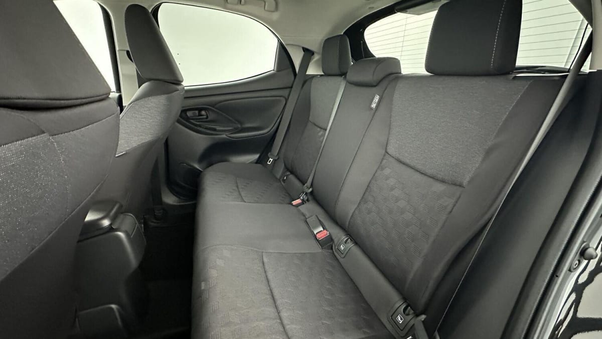 TOYOTA YARIS YARIS HYBRIDE 116H DESIGN E-CVT