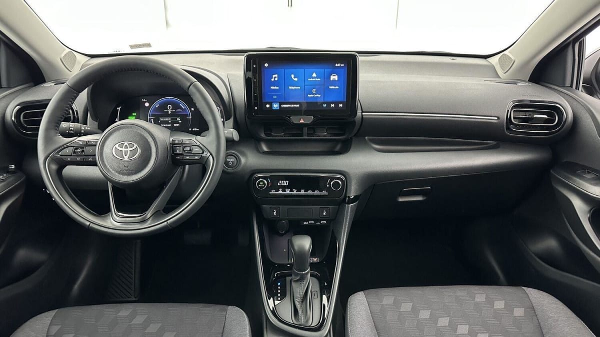 TOYOTA YARIS YARIS HYBRIDE 116H DESIGN E-CVT