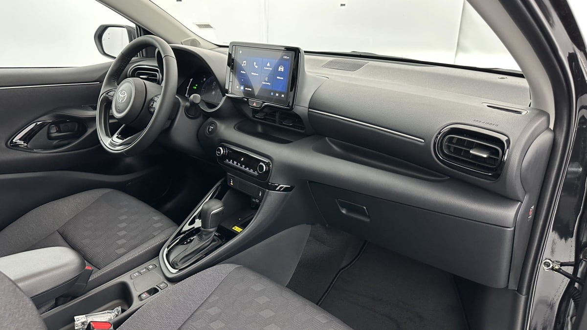 TOYOTA YARIS YARIS HYBRIDE 116H DESIGN E-CVT
