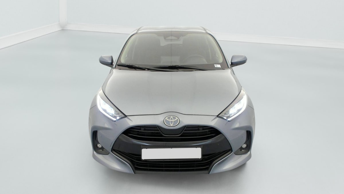 TOYOTA YARIS HYBRID 116H DESIGN