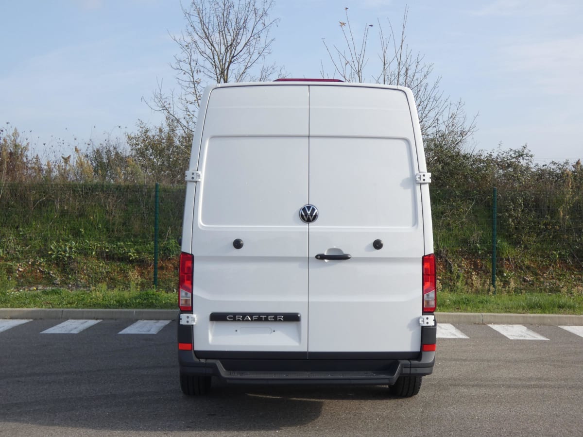 VOLKSWAGEN CRAFTER V 35 L4H3 2.0 TDI 140 CH BUSINESS