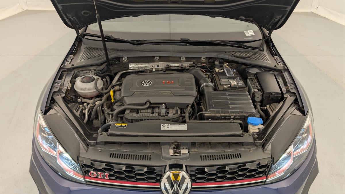 Volkswagen GOLF - Image 21