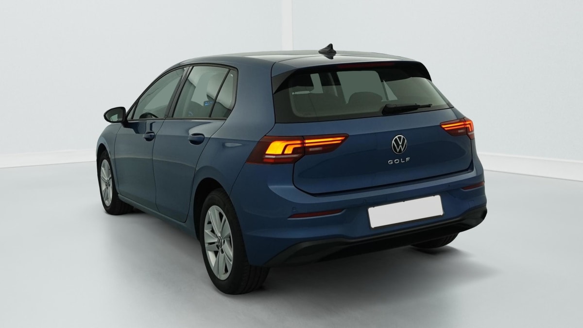 Volkswagen GOLF 8 - Image 5