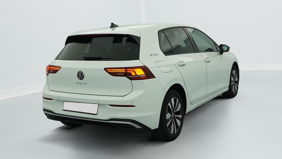 Volkswagen GOLF 8 - Image 7
