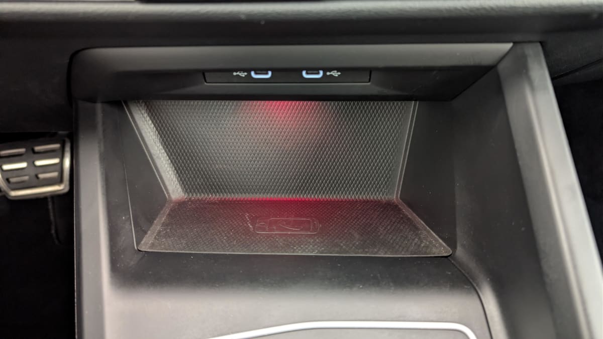 Volkswagen GOLF 8 - Image 21