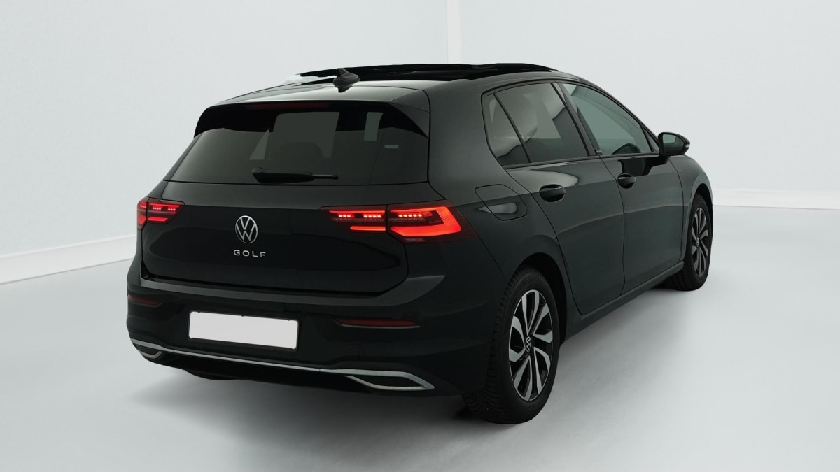 Volkswagen GOLF 8 - Image 7