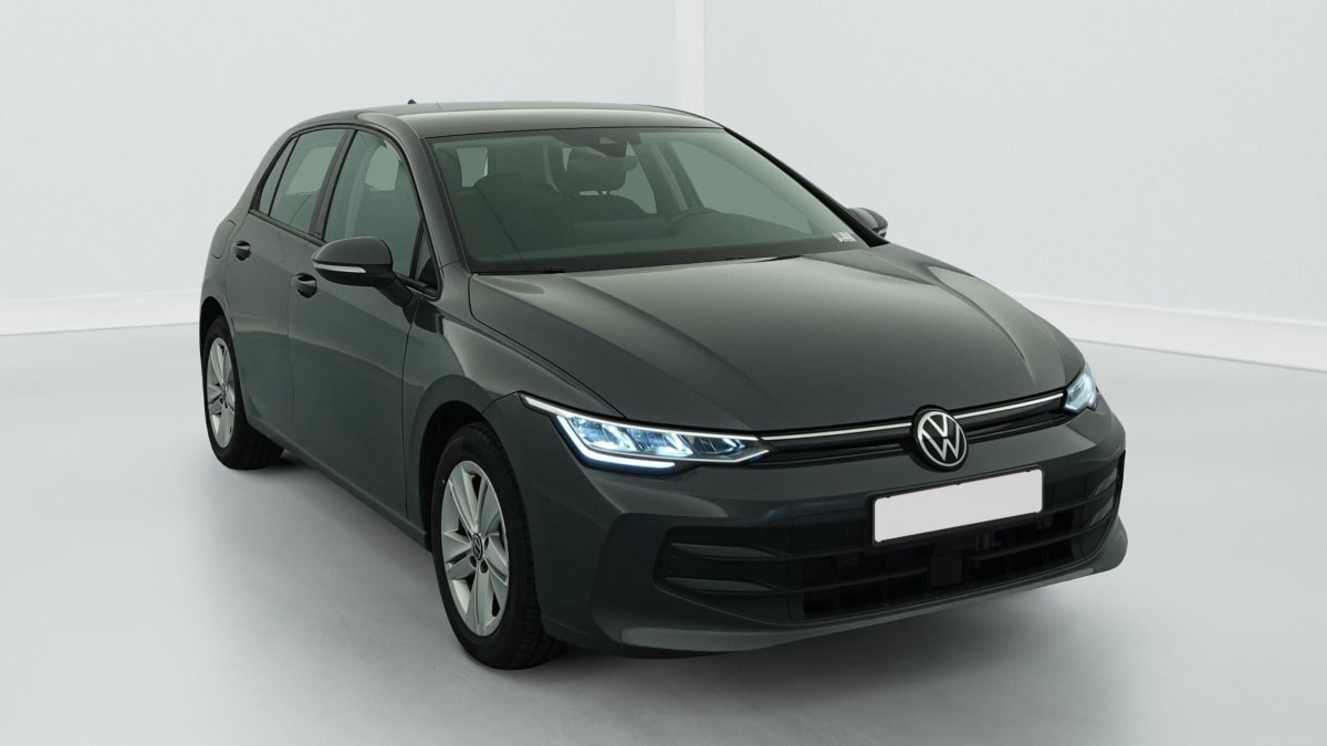 Volkswagen GOLF 8