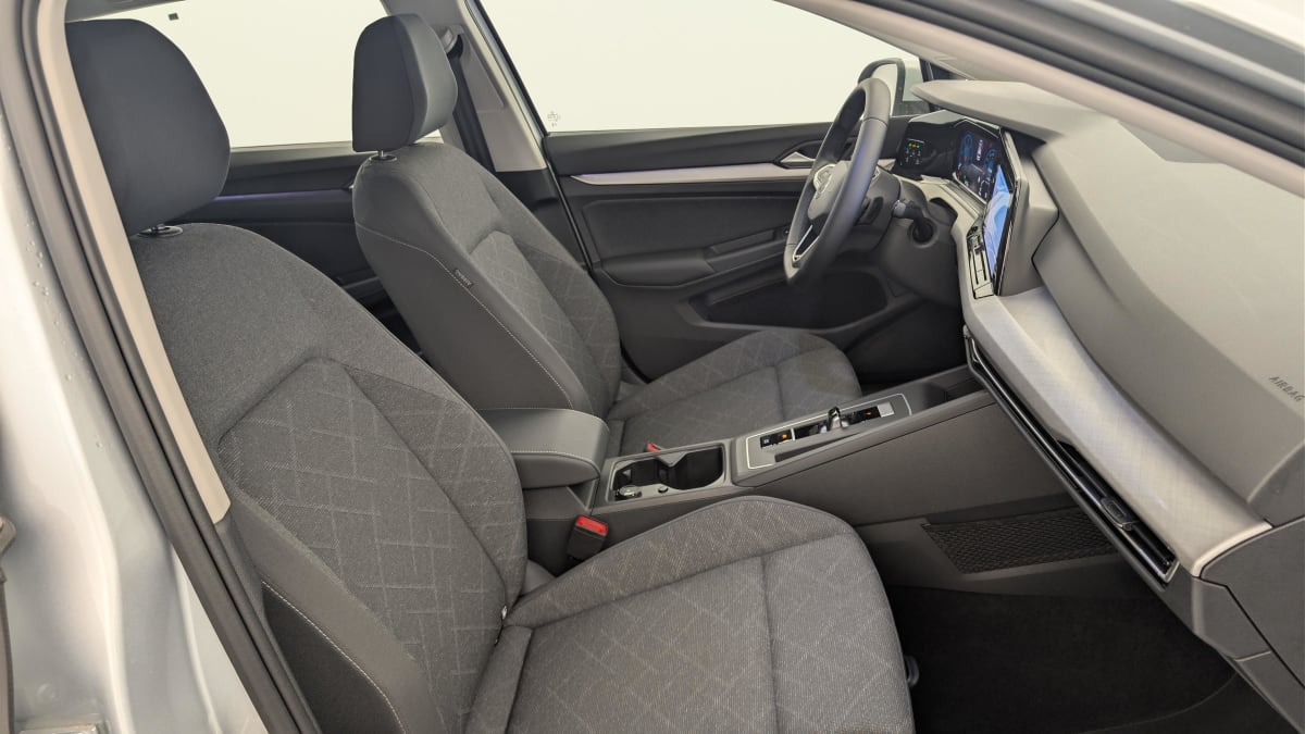 Volkswagen GOLF 8 - Image 9