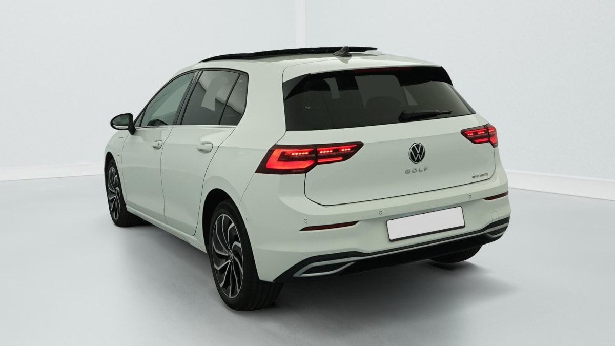 Volkswagen GOLF 8 - Image 5