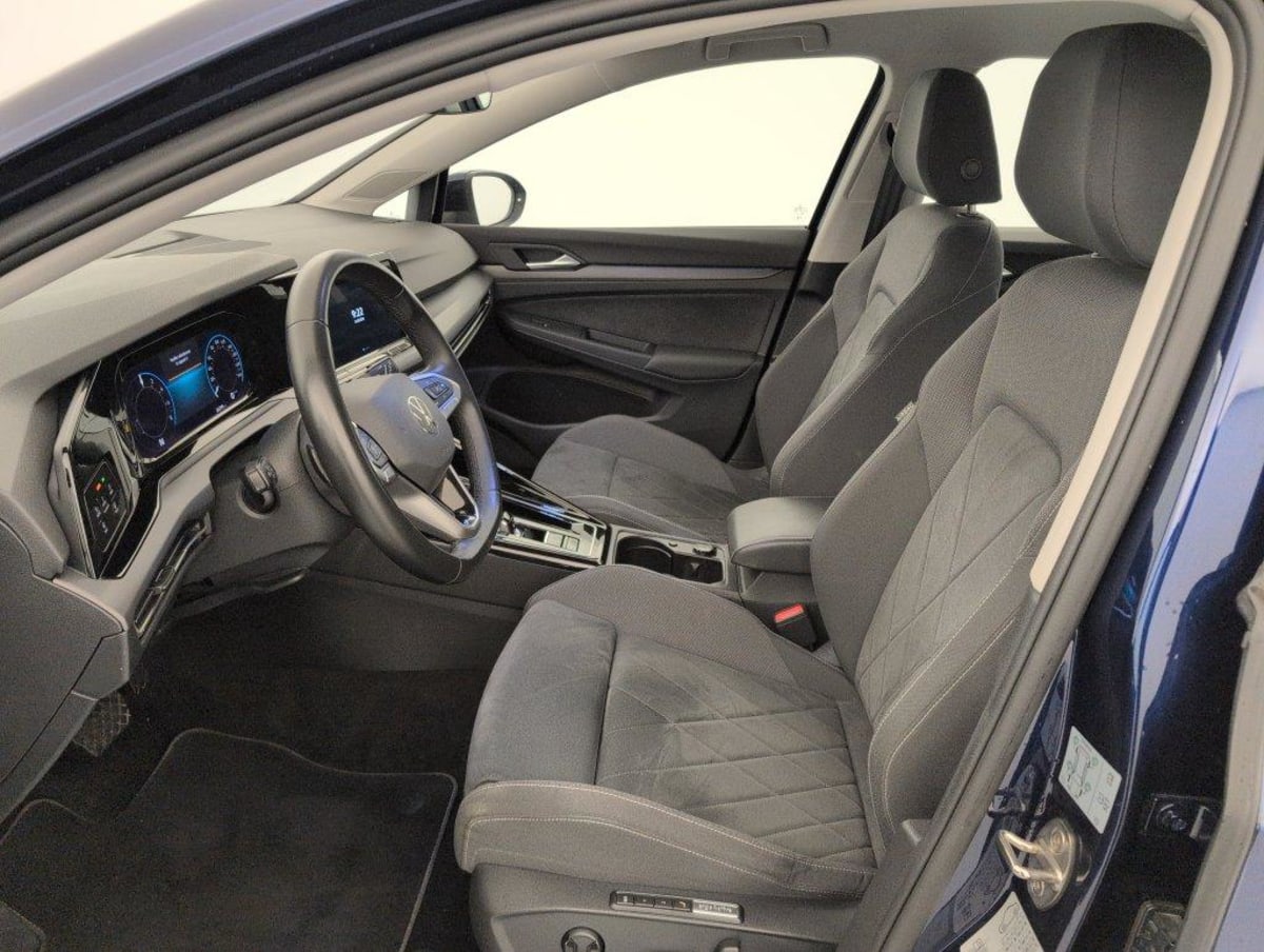 Volkswagen GOLF 8 - Image 14