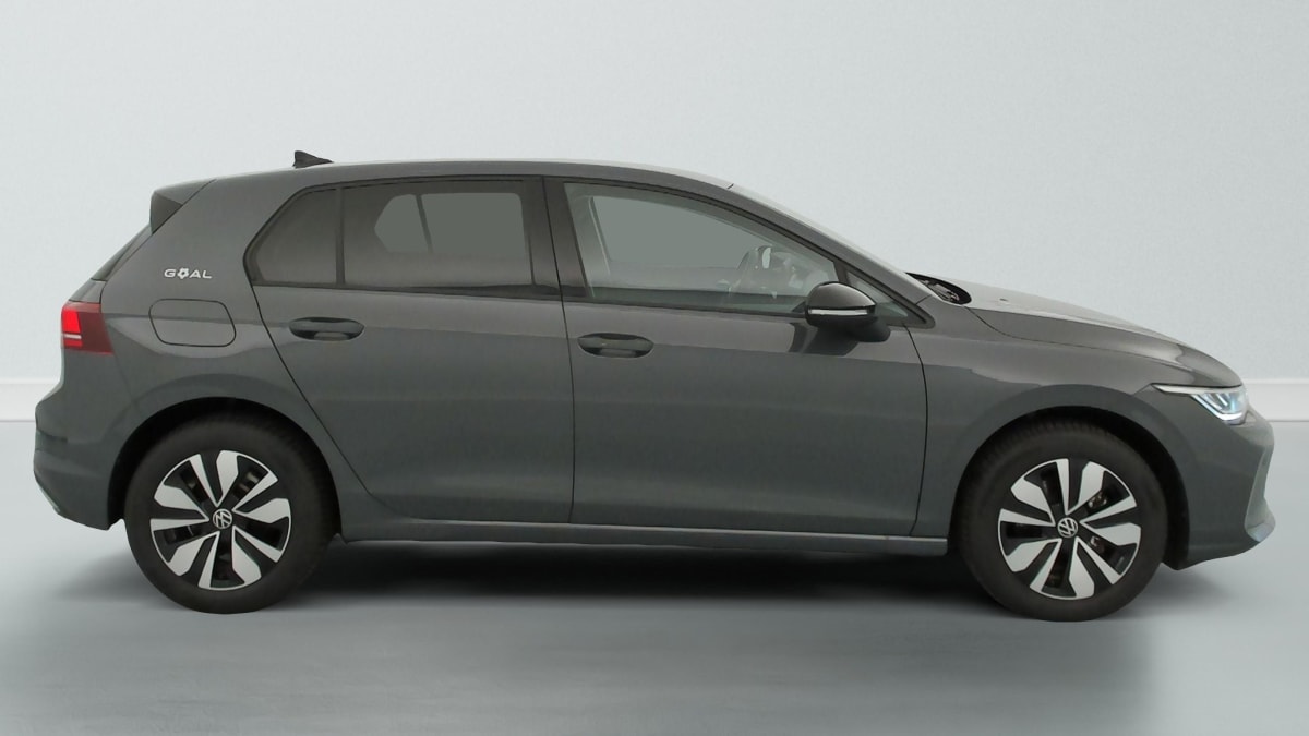 Volkswagen GOLF 8 - Image 8